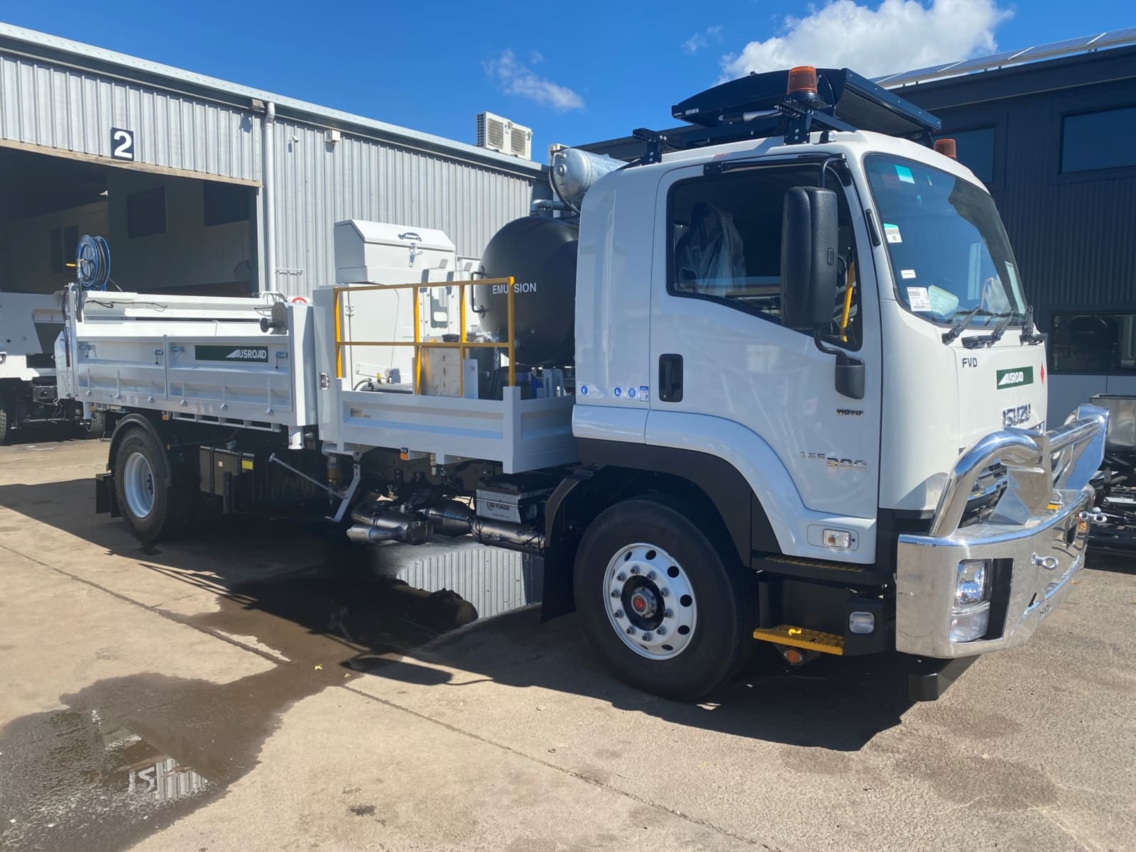 Goondiwindi - AUSROAD Three Way Tipping Trucks AUSROAD Three Way Tipping Trucks